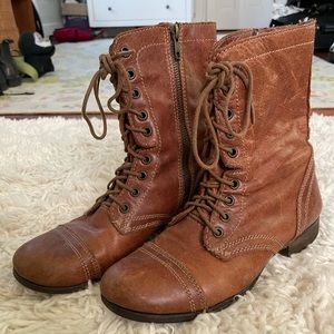 Leather rustic combat boots